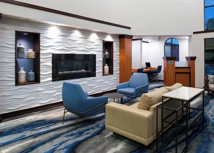 Fairfield Inn & Suites Santa Cruz - Capitola